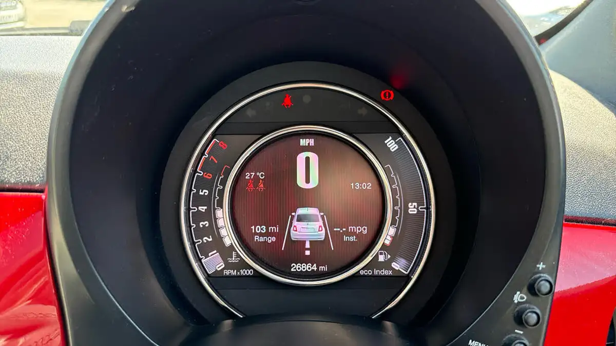 2022-fiat-500-10-dolcevita-big-12