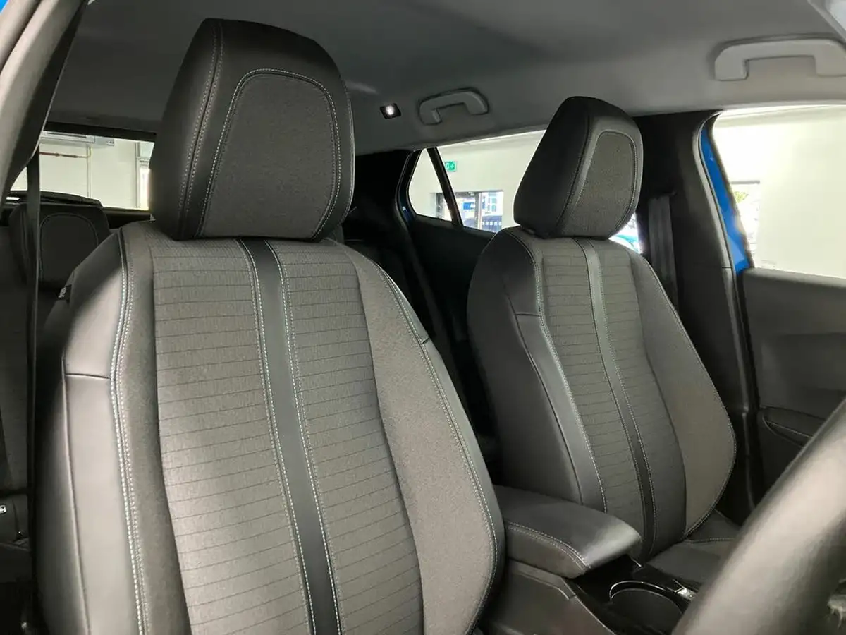 2021-peugeot-2008-suv-12-puretech-allure-premium-100bhp-big-22