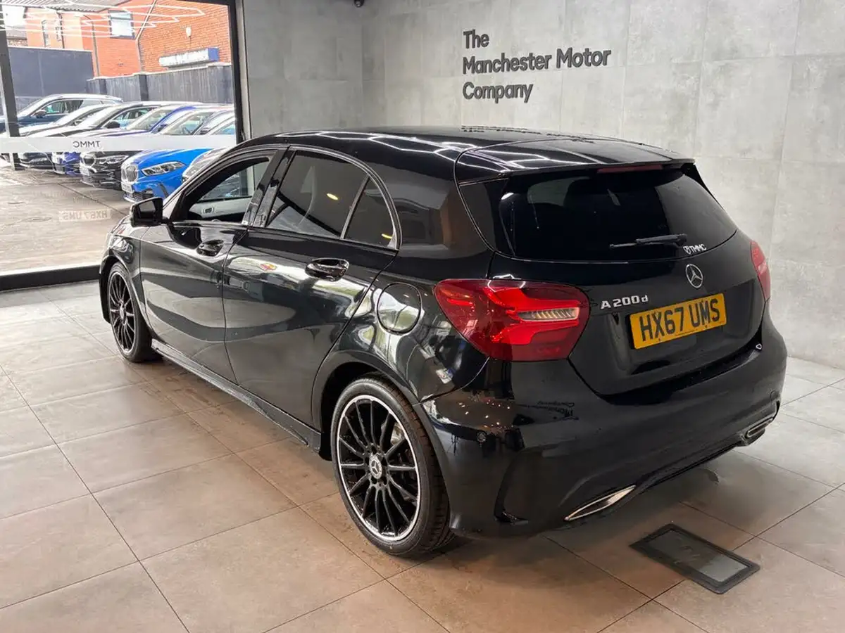 2017-mercedes-benz-a-class-21d-a200d-amg-line-premiumss-7g-dct-big-8