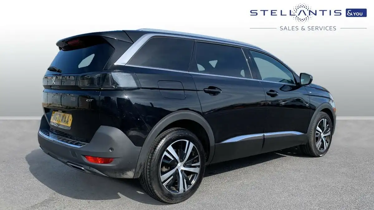 2022-peugeot-5008-suv-15-bluehdi-gt-eat8-big-2