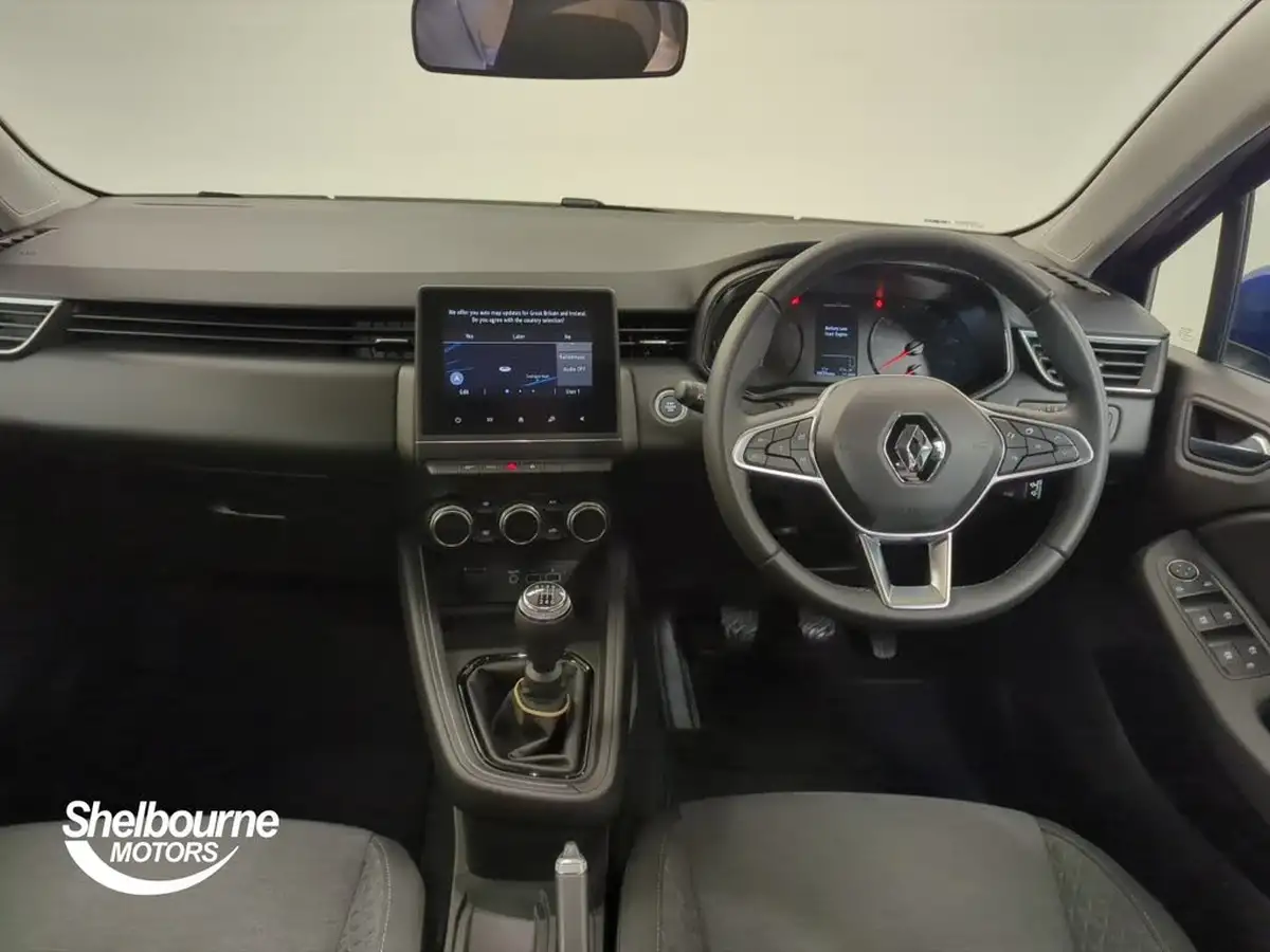 2022-renault-clio-10-tce-iconic-edition-big-15