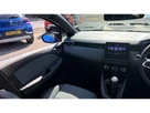 2024-renault-clio-10-tce-techno-small-13