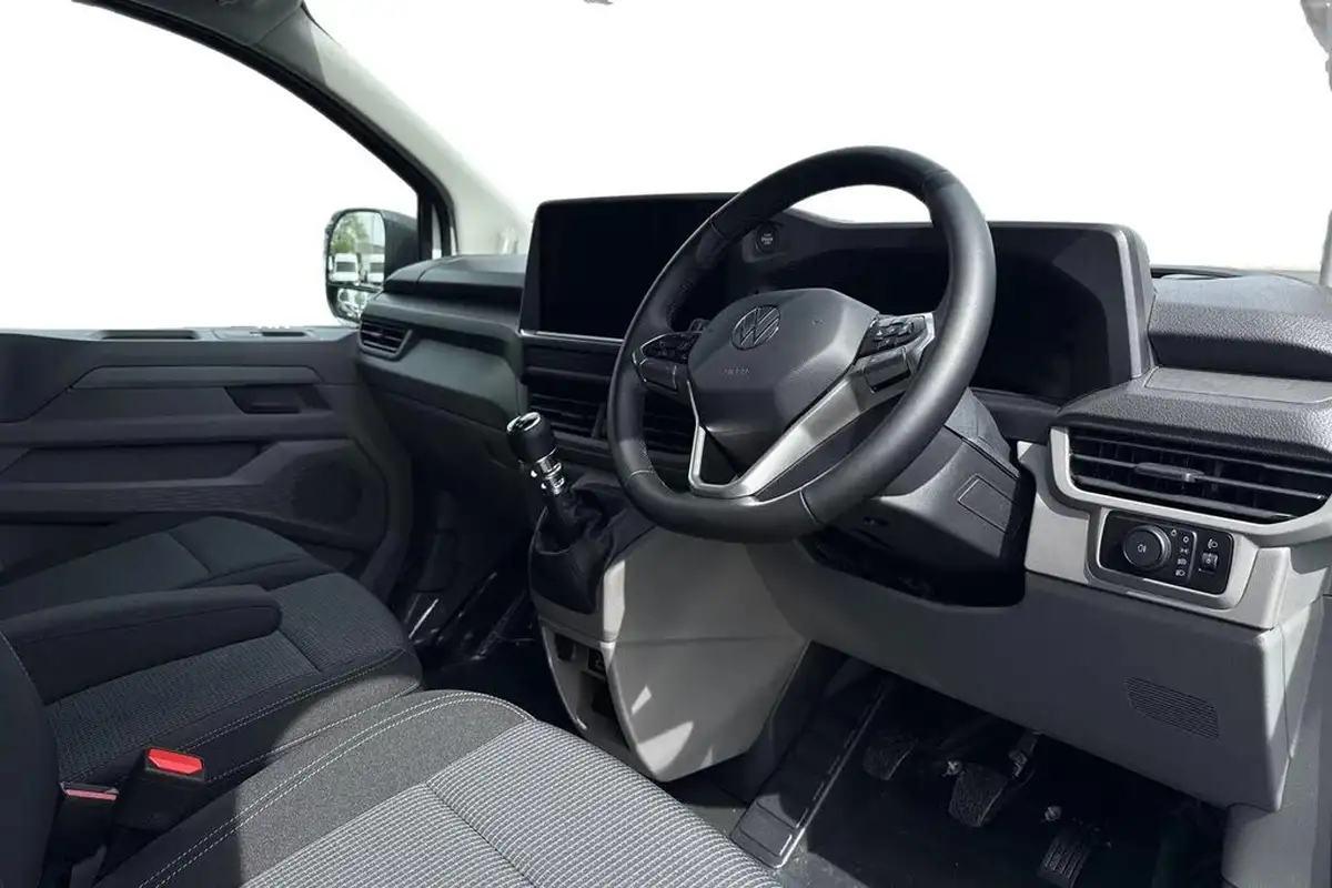 2025-volkswagen-transporter-20tdi-t30-commerce-plus-bmt-swb-150pseu6e-big-6