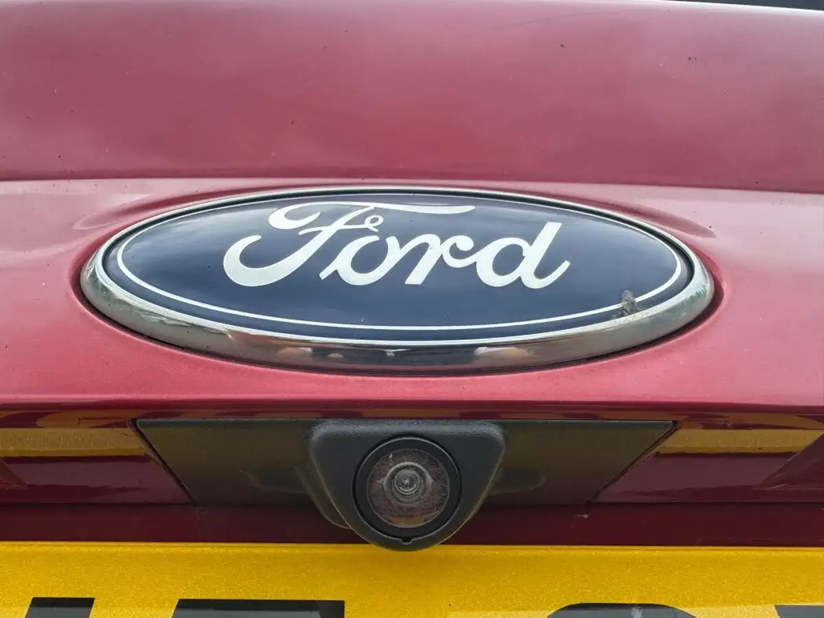 2015-ford-kuga-20tdci-titanium-x-sport-180ps-4x4-powershift-big-7