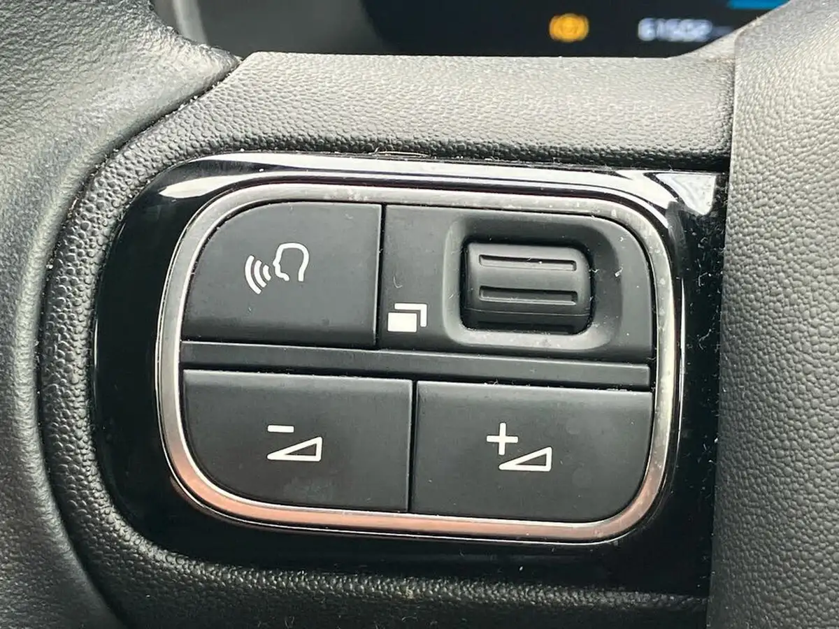 2021-citroen-c5-aircross-15bluehdi-shine-big-15