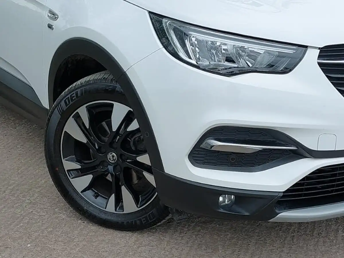 2021-vauxhall-grandland-x-12-griffin-big-8