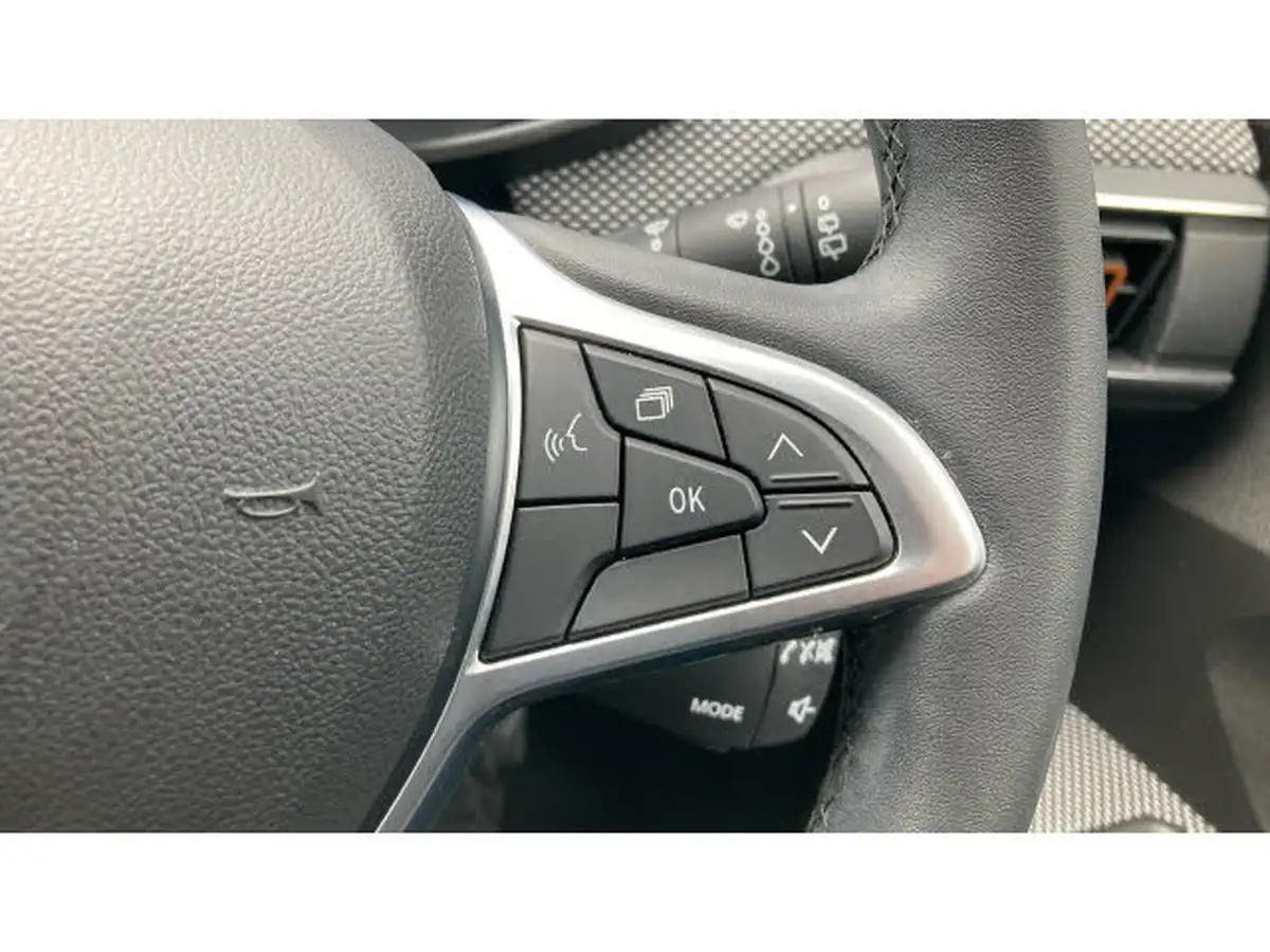 2022-dacia-sandero-stepway-10-tce-prestige-90bhp-big-22