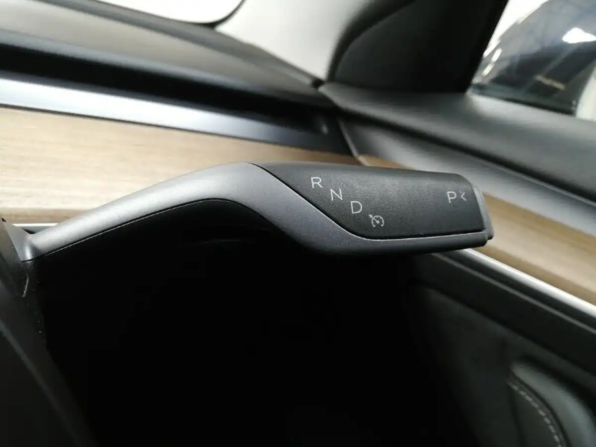 2021-tesla-model-3-e-long-range-4x4-big-16