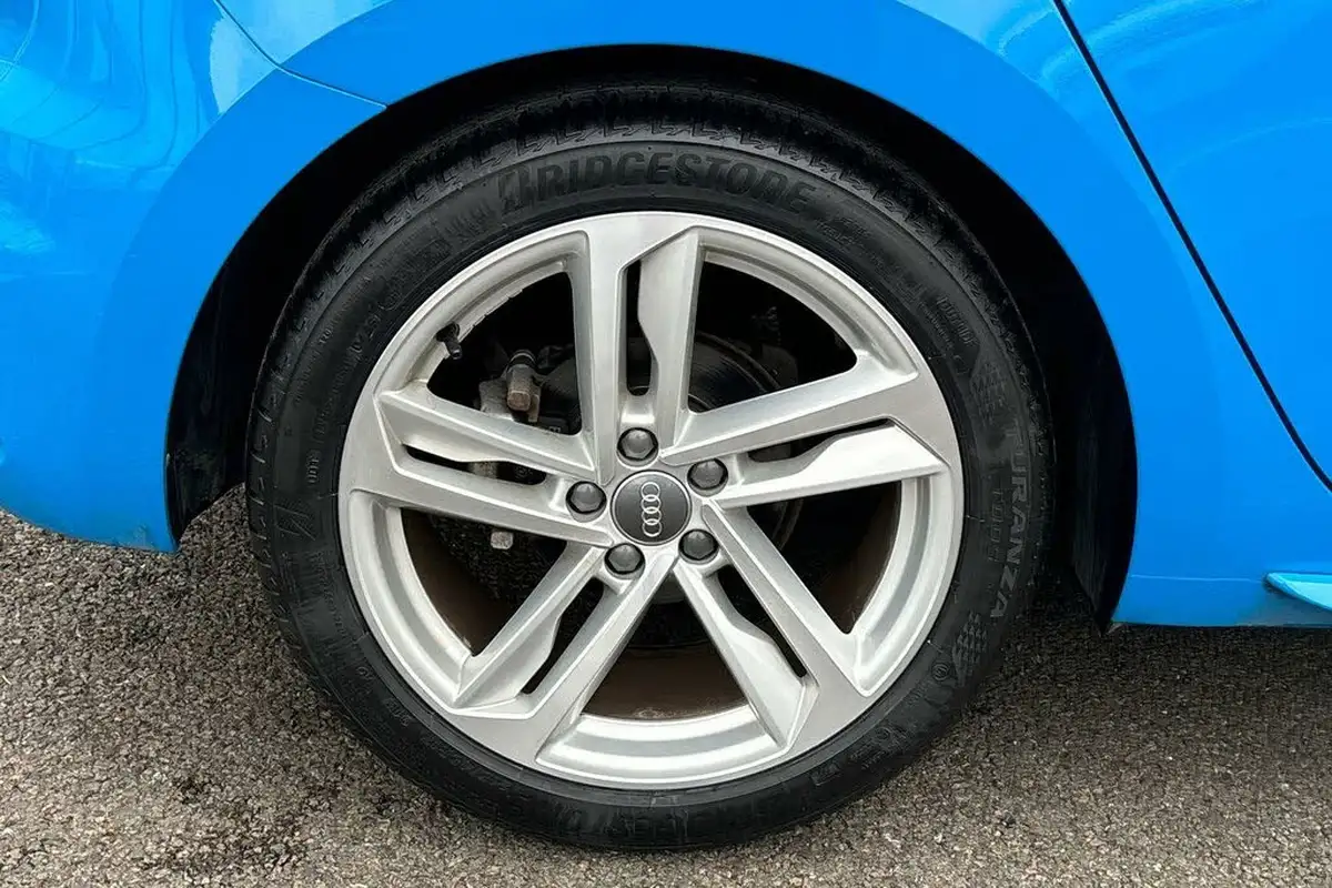 2019-audi-a1-10-30-tfsi-s-line-tronic-big-11