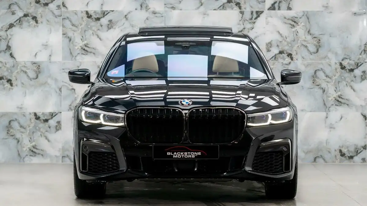 2020-bmw-7-series-66-m760li-big-1