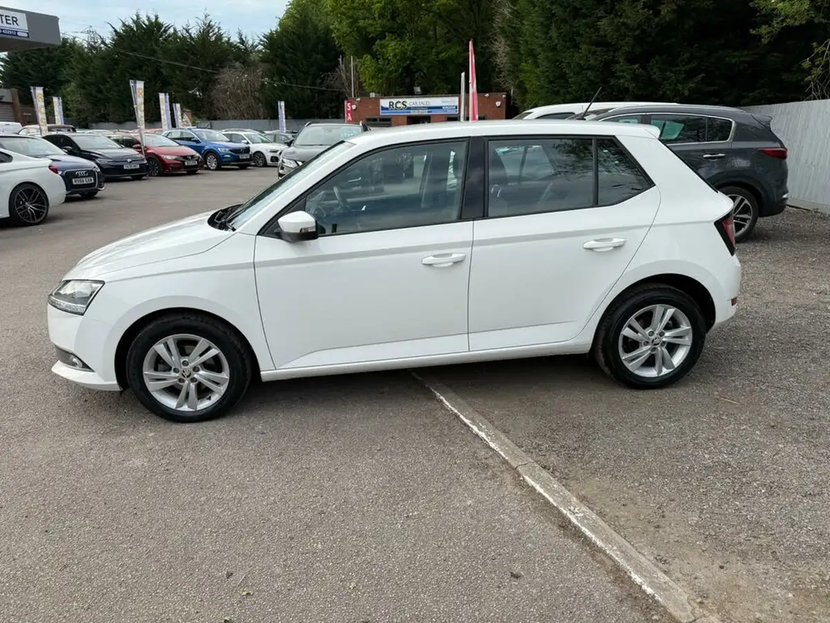 2019-skoda-fabia-10-tsi-se-95ps-ss-hatchback-big-5