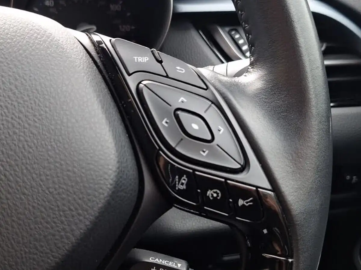 2021-toyota-c-hr-20-vvt-i-design-big-12