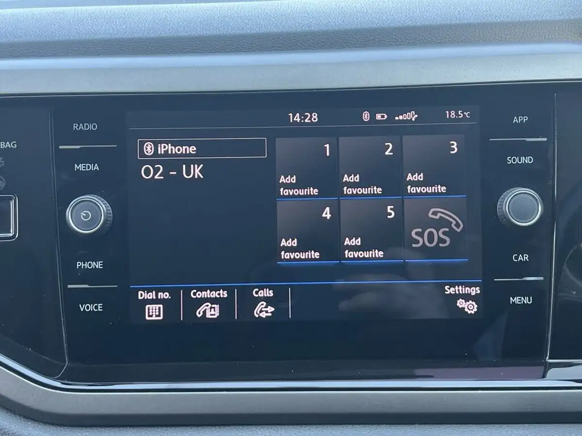 2018-volkswagen-polo-10-tsi-se-big-40