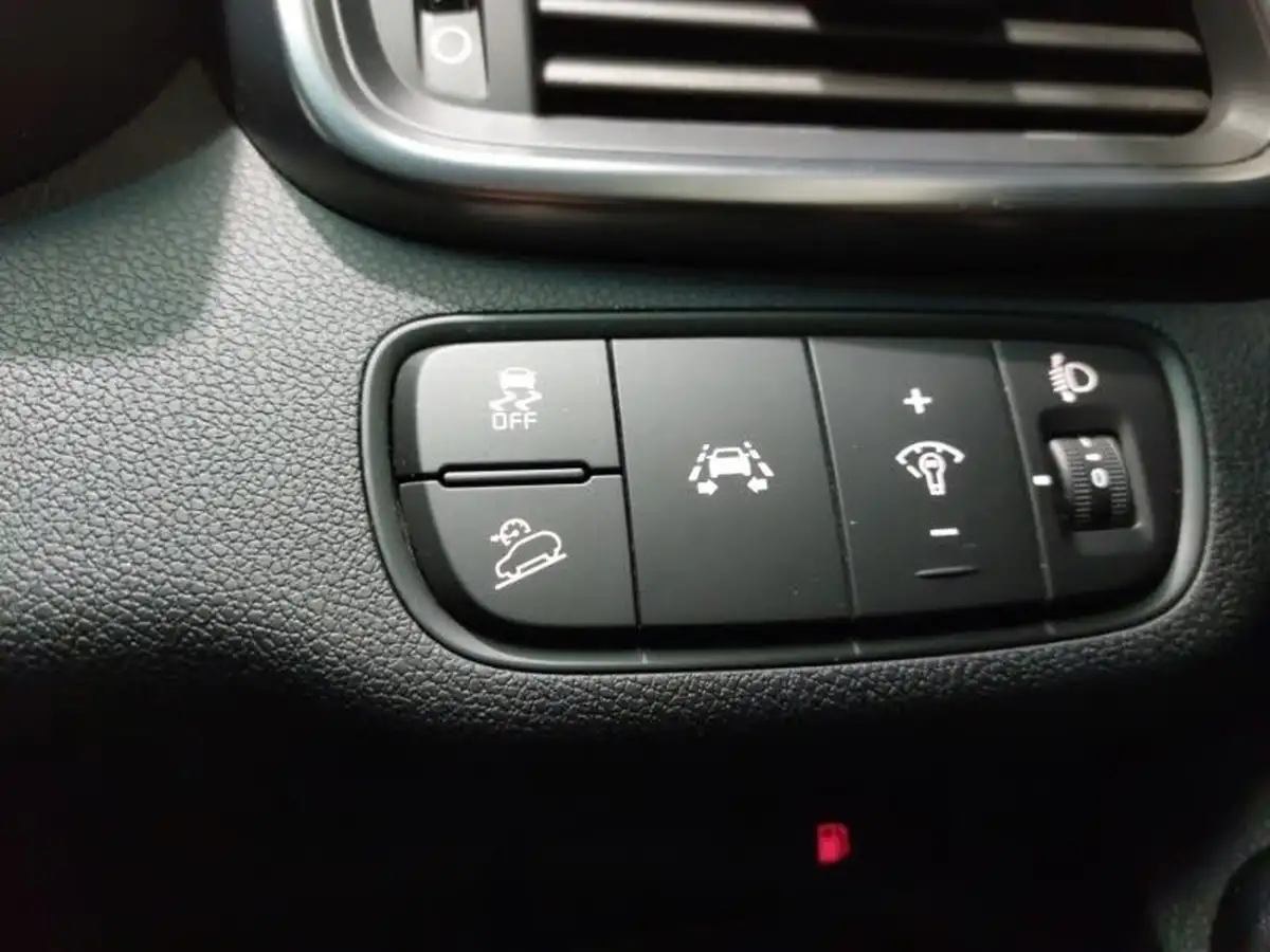 2019-kia-sorento-22-crdi-gt-line-big-18