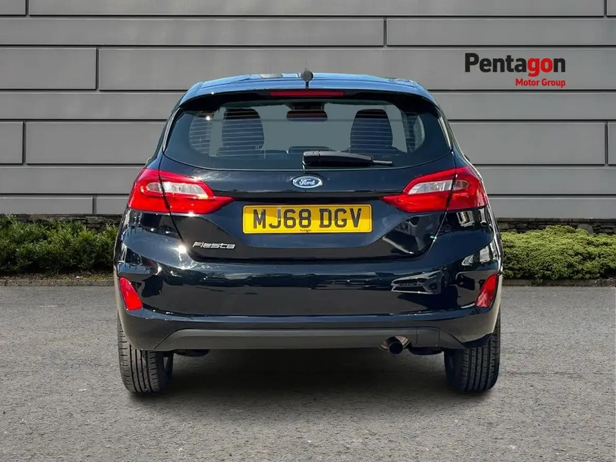 2018-ford-fiesta-10t-zetec-5d-big-13