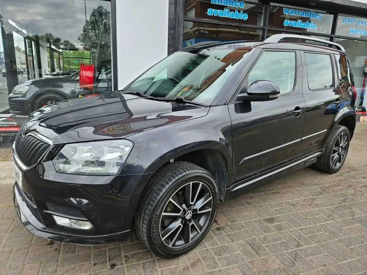 2015-skoda-yeti-20tdi-black-edition-dsg-big-3
