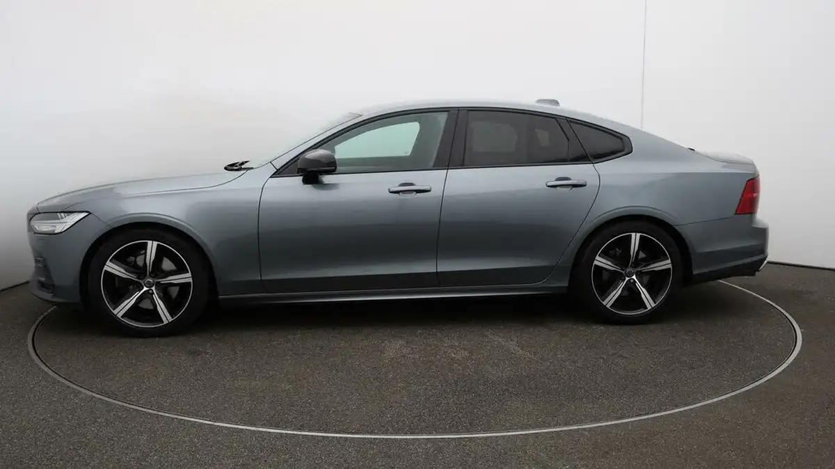 2020-volvo-s60-20-b5-r-design-big-4