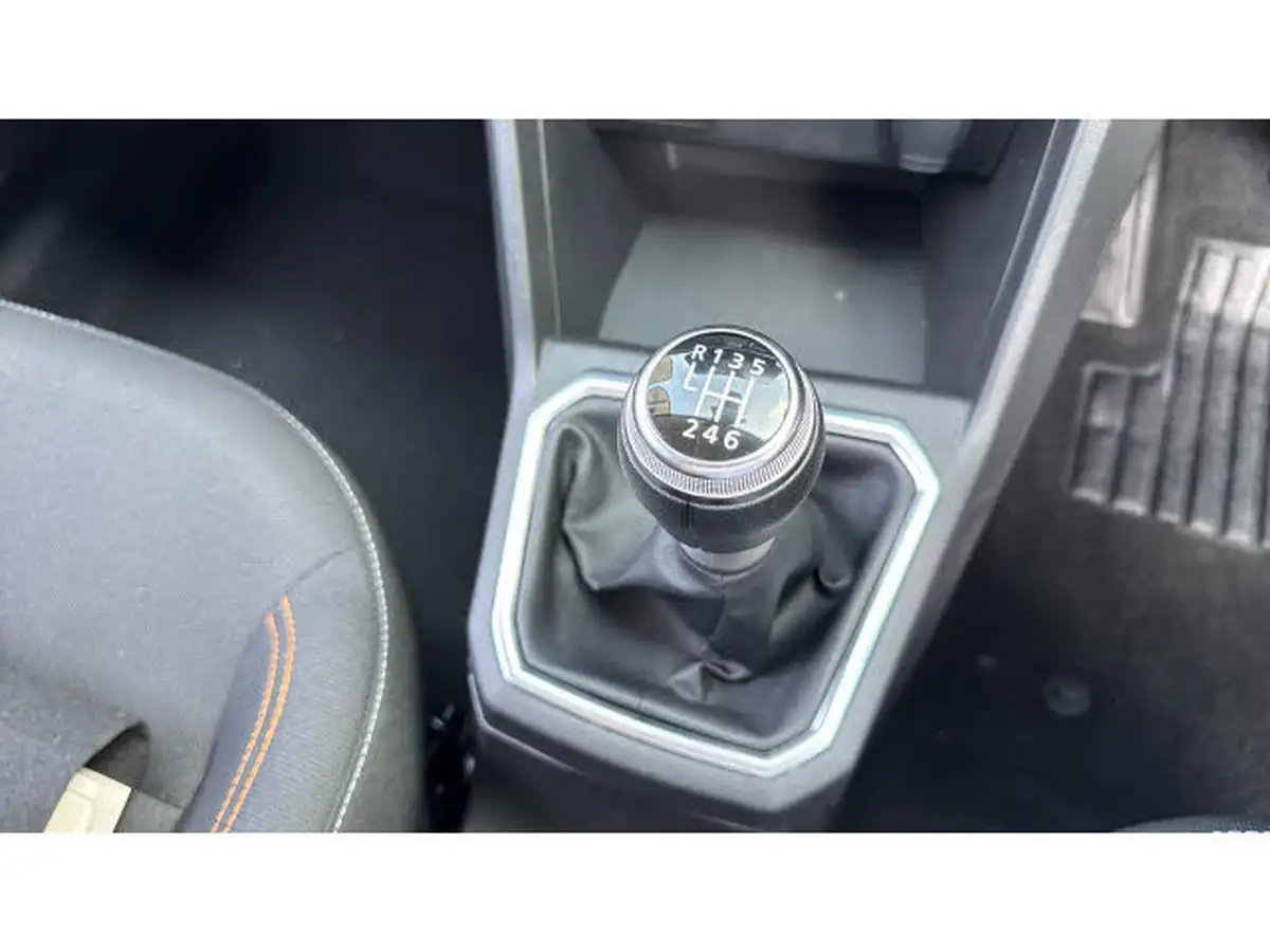 2022-dacia-sandero-stepway-10-tce-comfort-90bhp-big-26