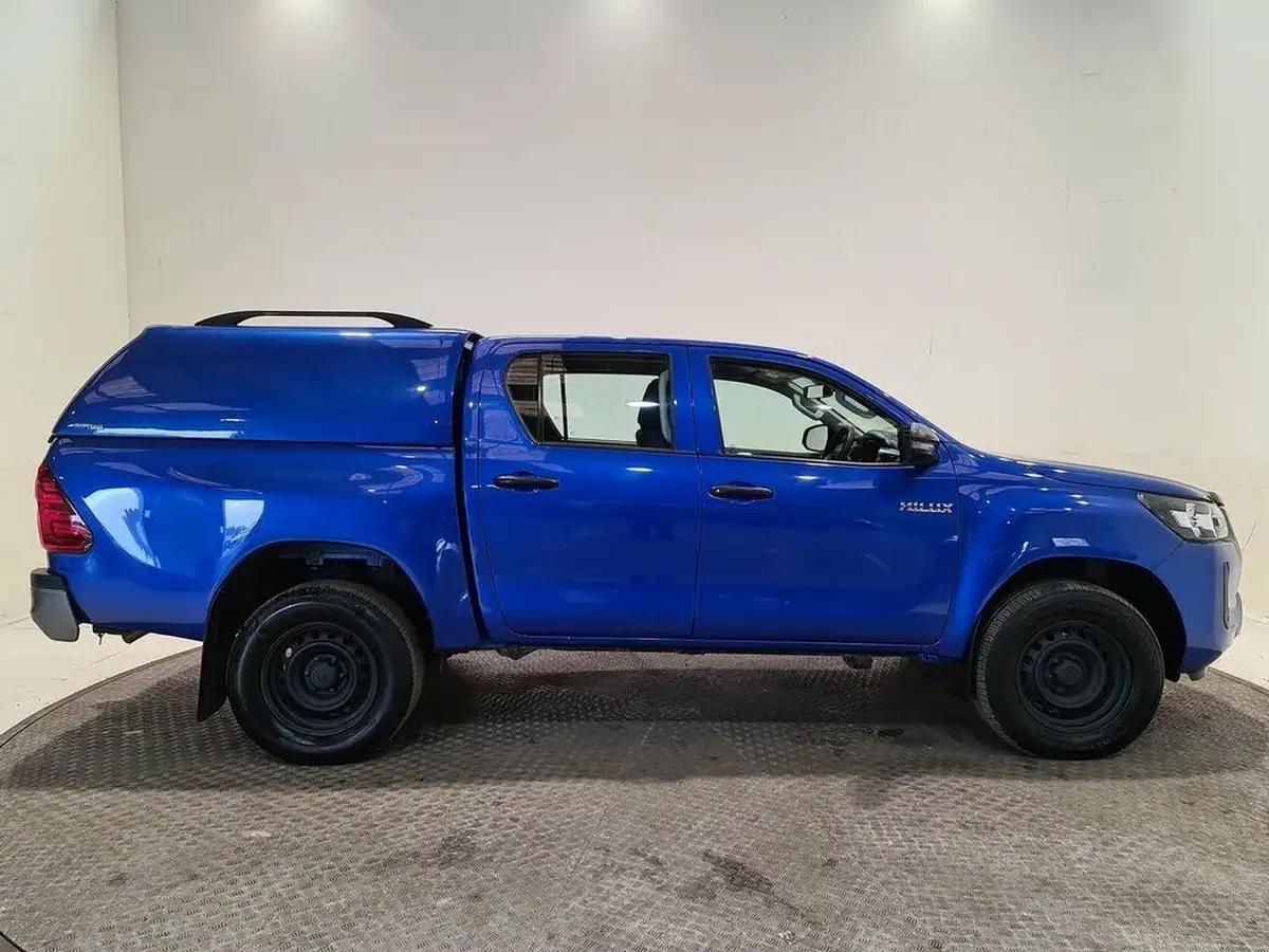 2021-toyota-hi-lux-24d-4d-active-150hpeu6dt-e-double-pick-up-big-20