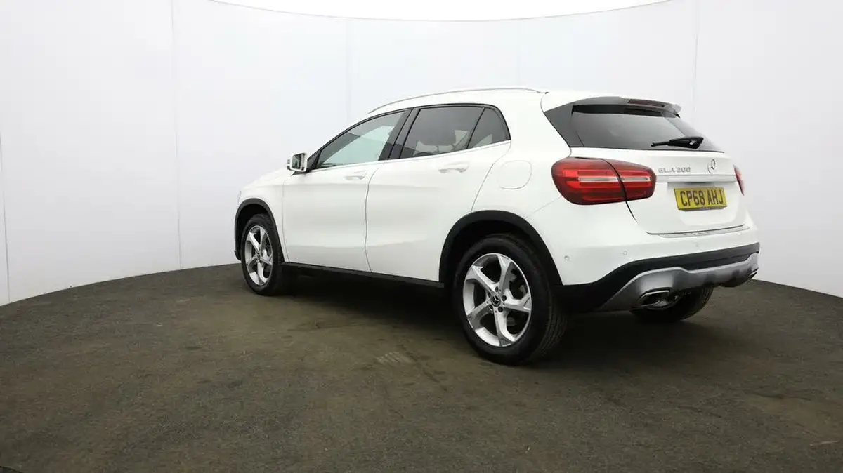 2018-mercedes-benz-gla-class-16-gla-200-sport-156ps-premiumss-7g-dct-big-47