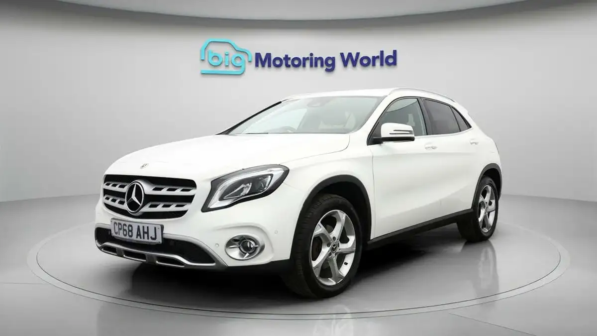 2018-mercedes-benz-gla-class-16-gla-200-sport-156ps-premiumss-7g-dct-big-2