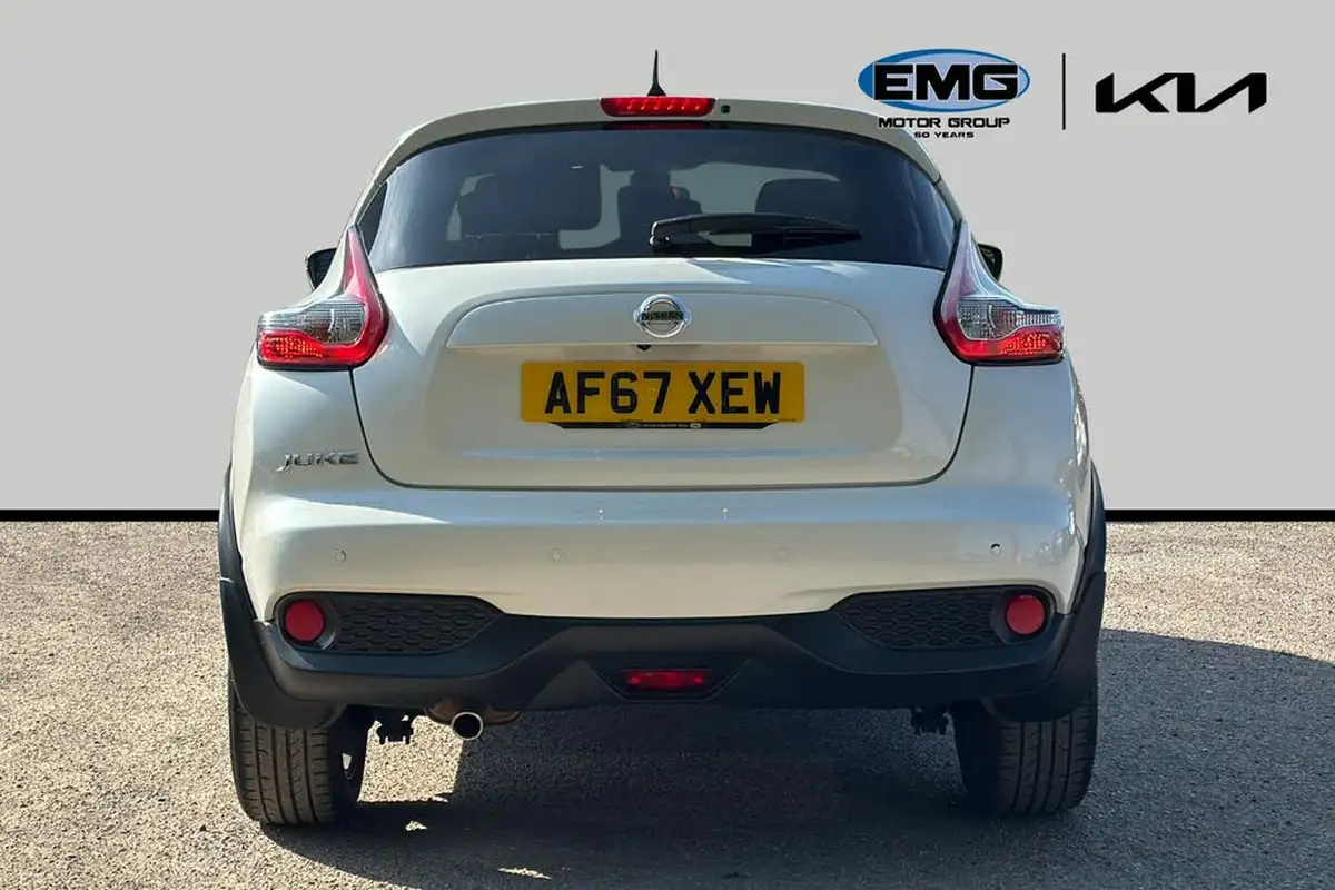 2017-nissan-juke-16-tekna-117ps-open-air-roof-1598cc-xtronic-cvt-big-4