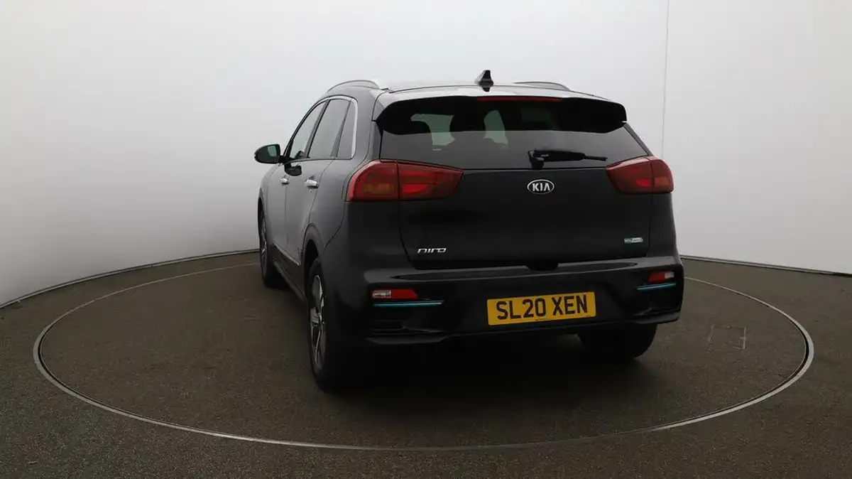 2020-kia-e-niro-ev-4-big-51