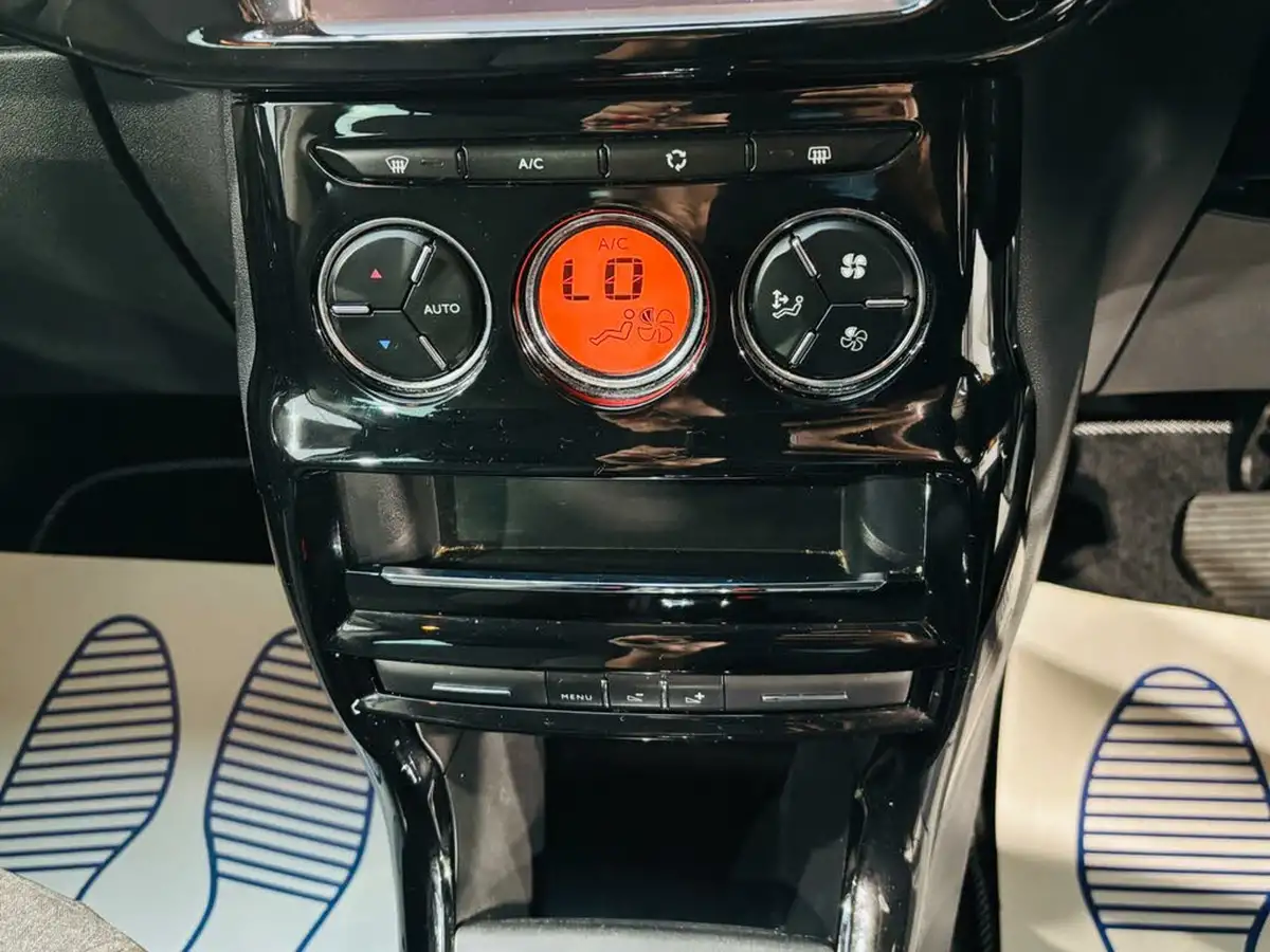 2016-citroen-c3-12-platinum-ss-etg-big-13