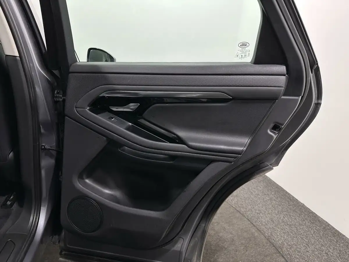 2020-land-rover-range-rover-evoque-20-d180-first-edition-big-40