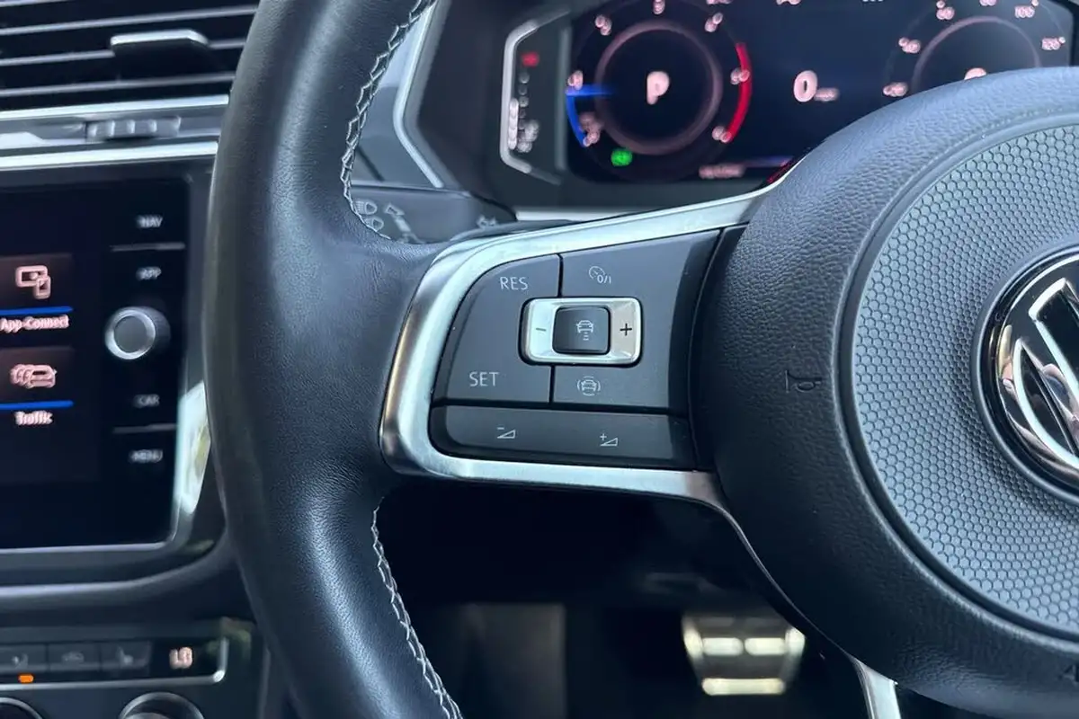 2020-volkswagen-tiguan-20tdi-r-line-tech-150ps-dsg-big-41