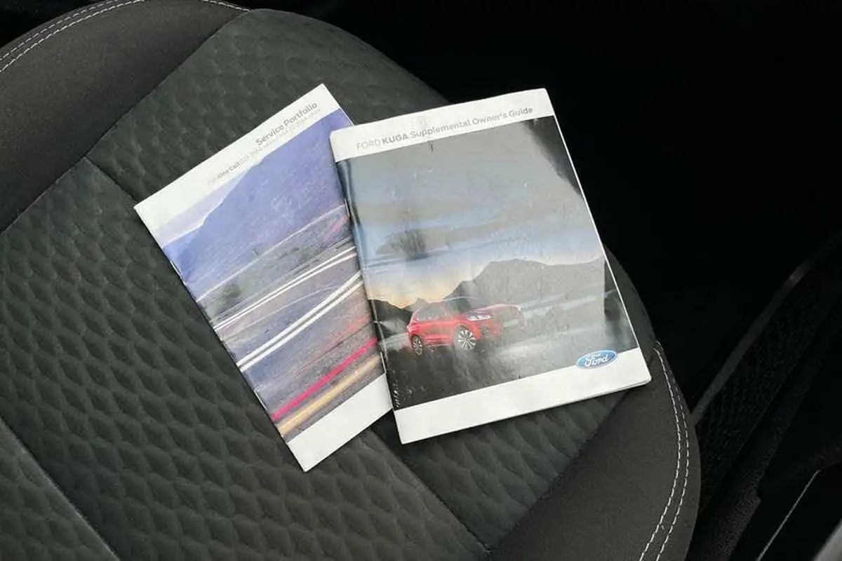 2022-ford-kuga-15-zetec-auto-big-21