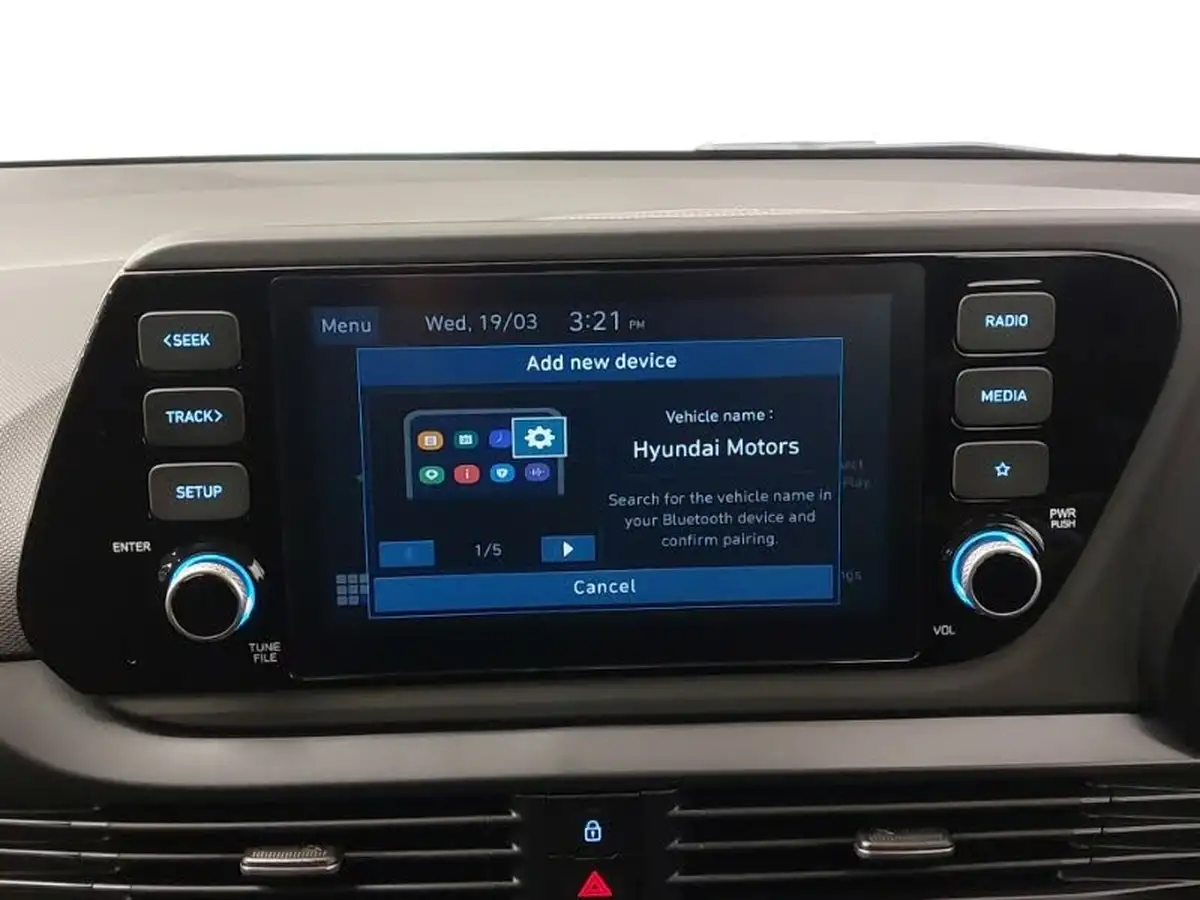 2024-hyundai-i20-10-t-gdi-advance-big-10