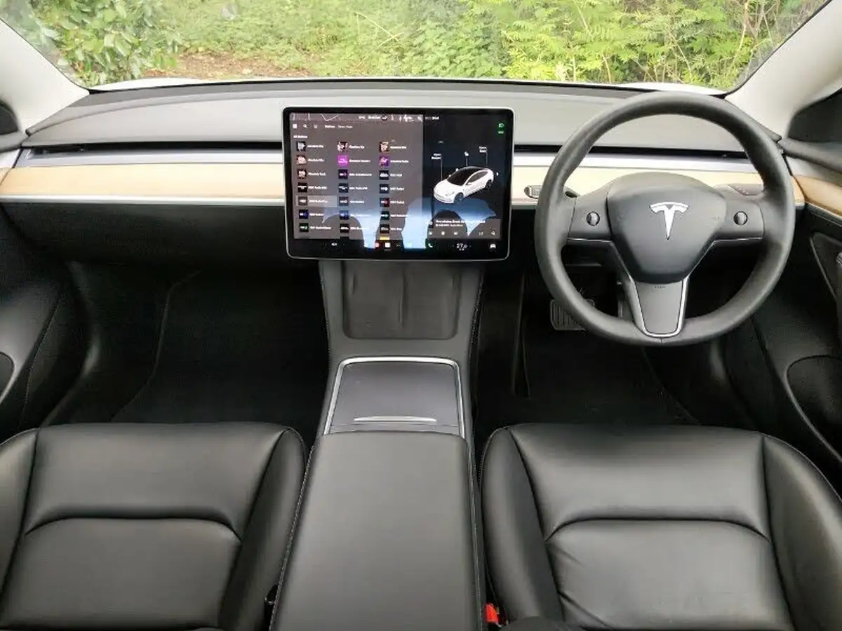 2021-tesla-model-3-e-long-range-4x4-big-2