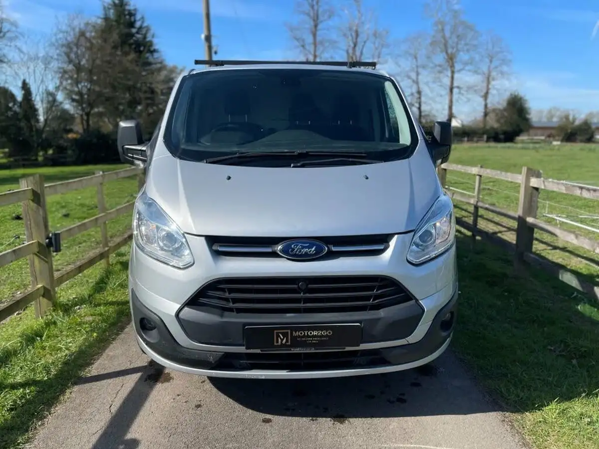 2016-ford-transit-custom-22tdci-270-l1h1-trend-125ps-panel-van-big-1