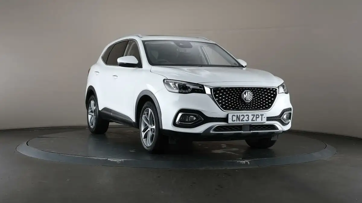2023-mg-hs-15t-gdi-exclusive-162ps-dct-big-43