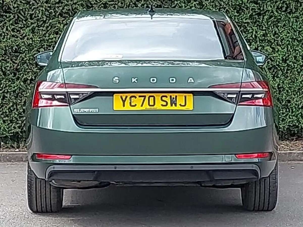 2020-skoda-superb-15-tsi-se-l-hatchback-dsg-big-17