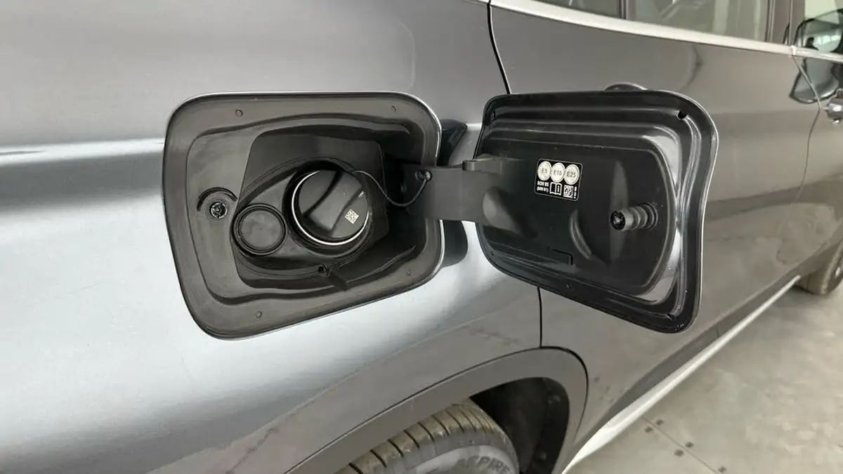 2020-bmw-x1-20-xdrive20i-xline-189bhp-big-20