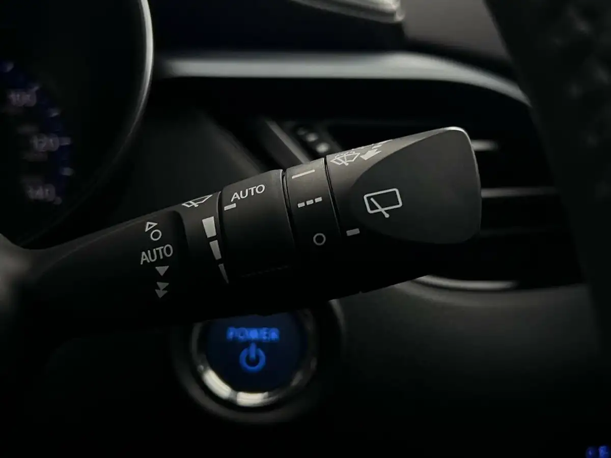 2020-toyota-c-hr-18-vvt-i-design-big-21