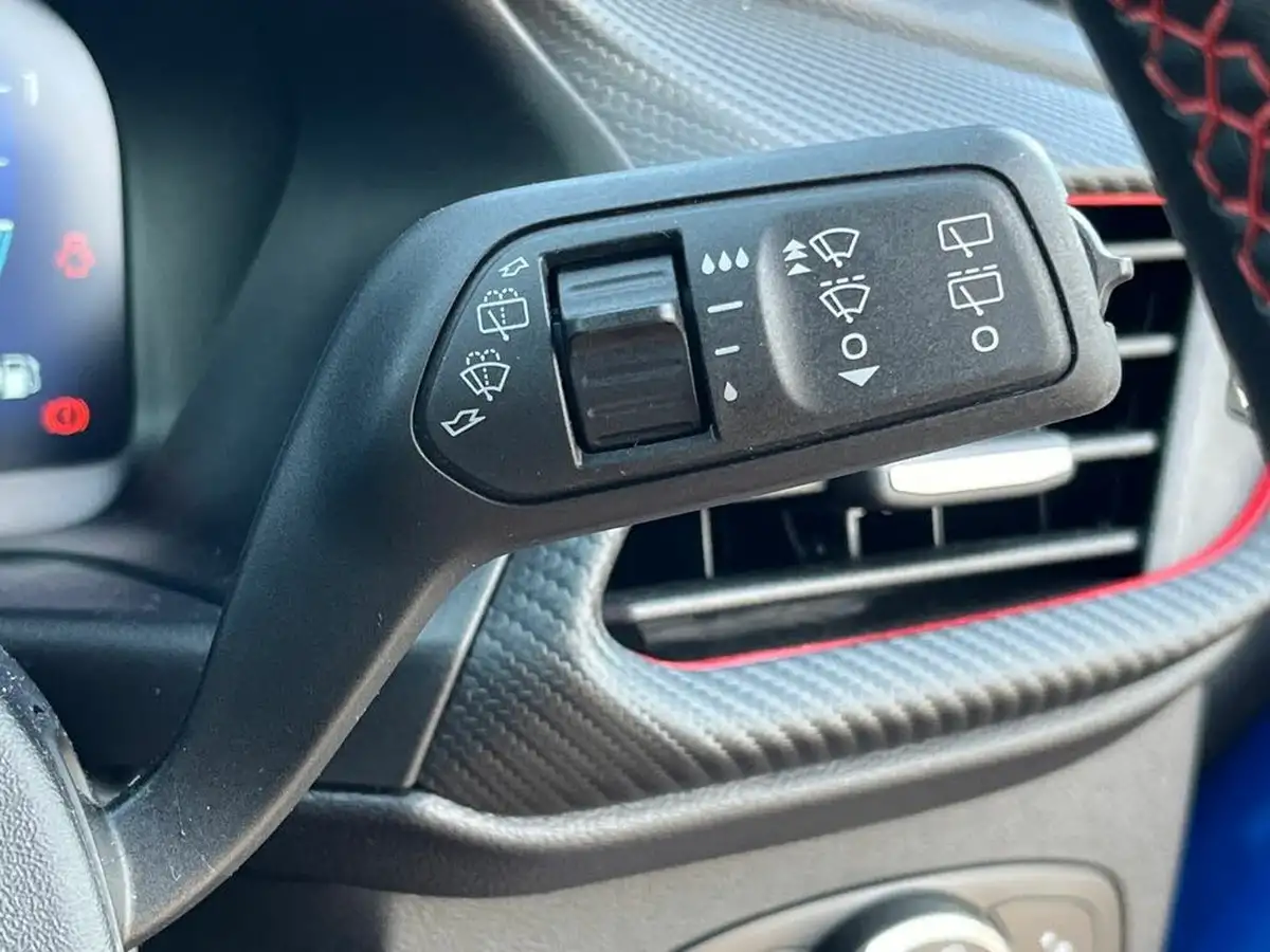 2023-ford-puma-suv-10-st-line-x-125ps-big-44