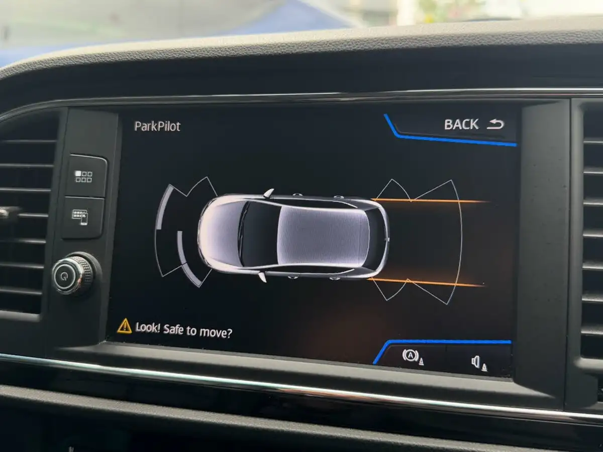 2019-seat-leon-15-tsi-evo-fr-sport-150ps-hatchback-dsg-big-4