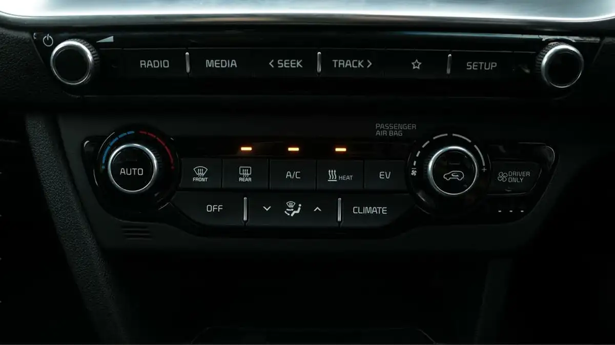 2022-kia-e-niro-ev-2-134bhp-39-big-12