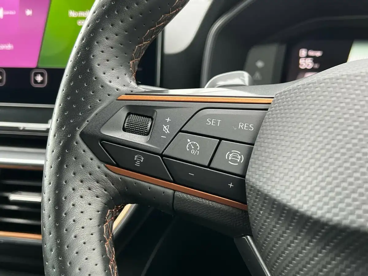 2024-cupra-leon-nf-15-etsi-v1-estate-big-21