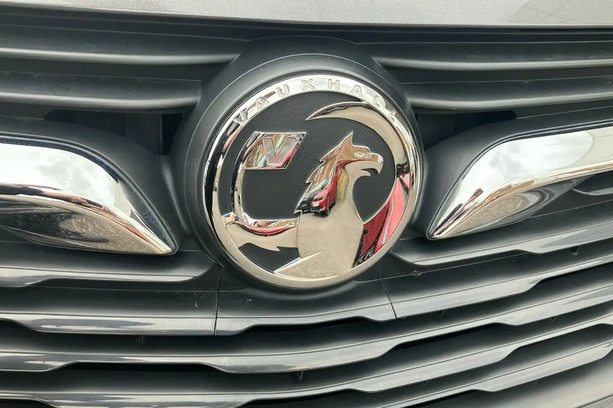 2019-vauxhall-grandland-x-12-sri-nav-auto-big-22