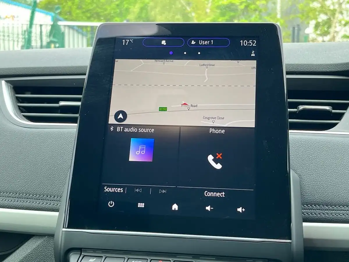 2023-renault-zoe-e-iconic-135ps-r135ze50-boost-charge-big-15