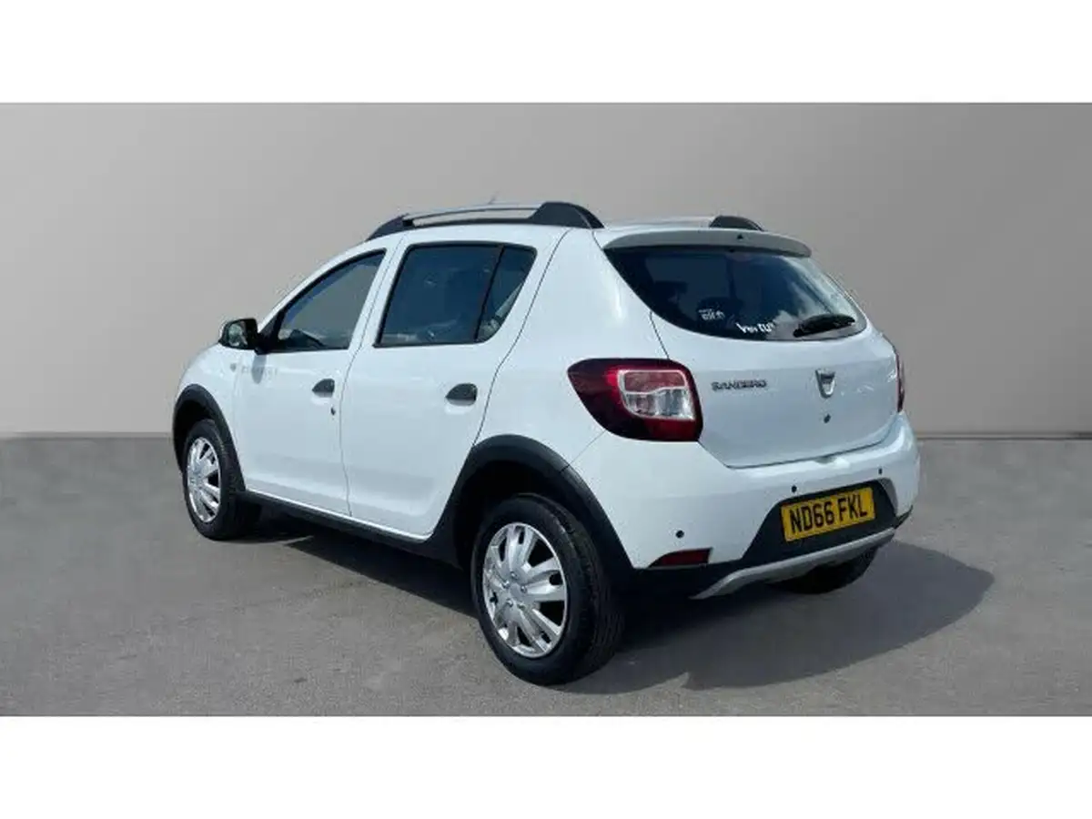 2016-dacia-sandero-stepway-09-tce-laureate-big-1