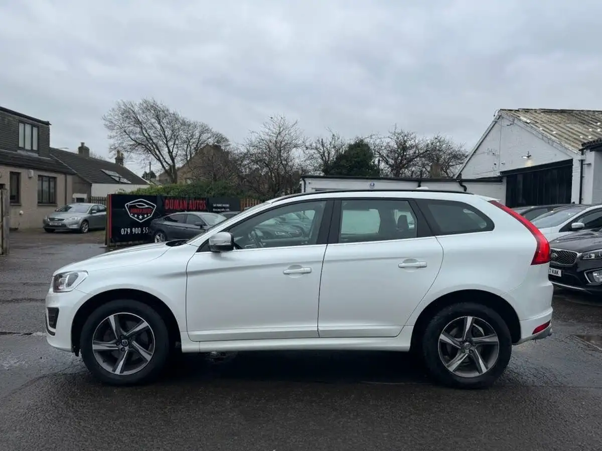 2015-volvo-xc60-24td-d4-r-design-181bhp-nav-geartronic-big-3