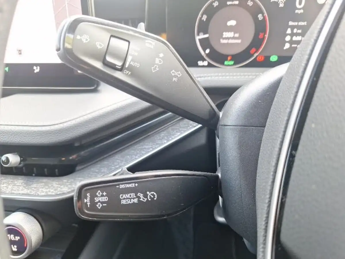 2024-skoda-superb-big-14