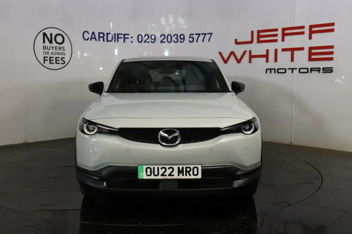 2022-mazda-mx-30-e-se-l-lux-big-3
