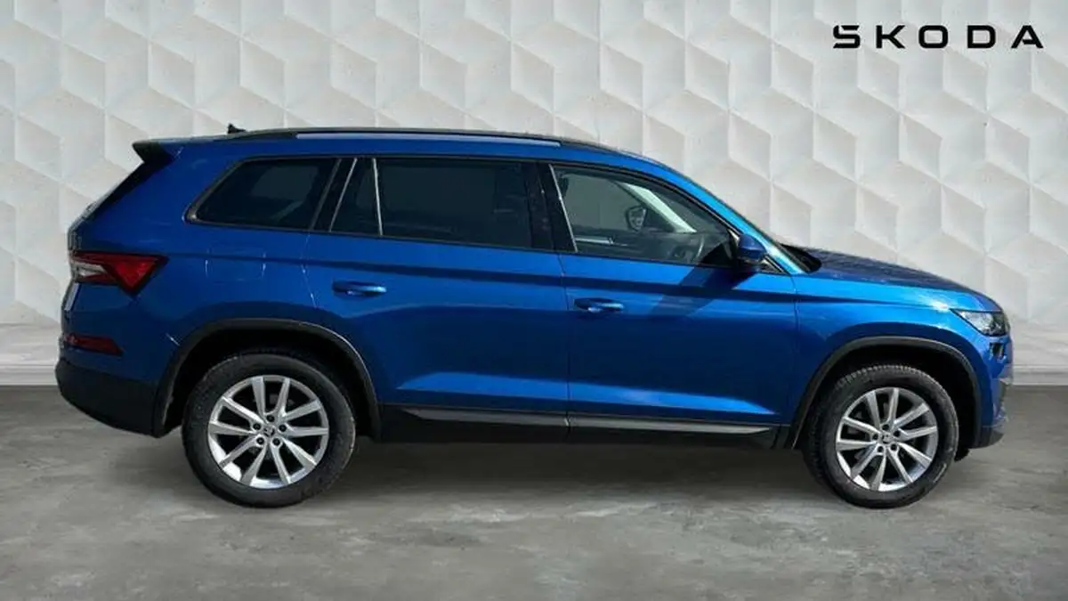 2022-skoda-kodiaq-20tdi-se-4x4-5-dsg-big-3