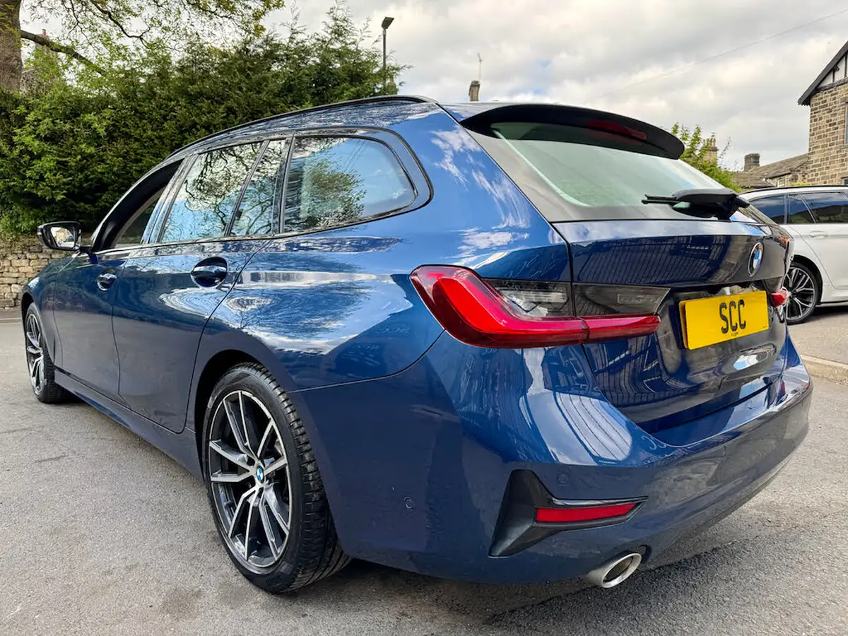 2021-bmw-3-series-20td-320d-sport-touring-5d-big-4